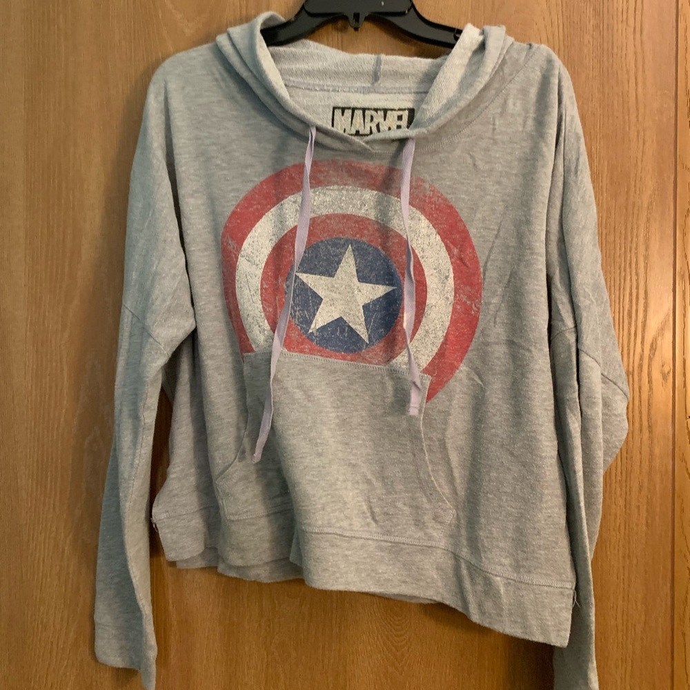 captain american cropped sweatshirt from disney world